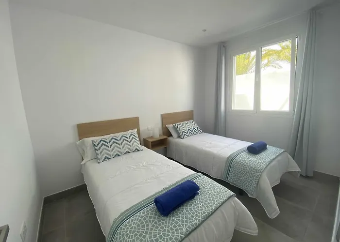 Imperdible Villa Con Piscina Y Barbacoa